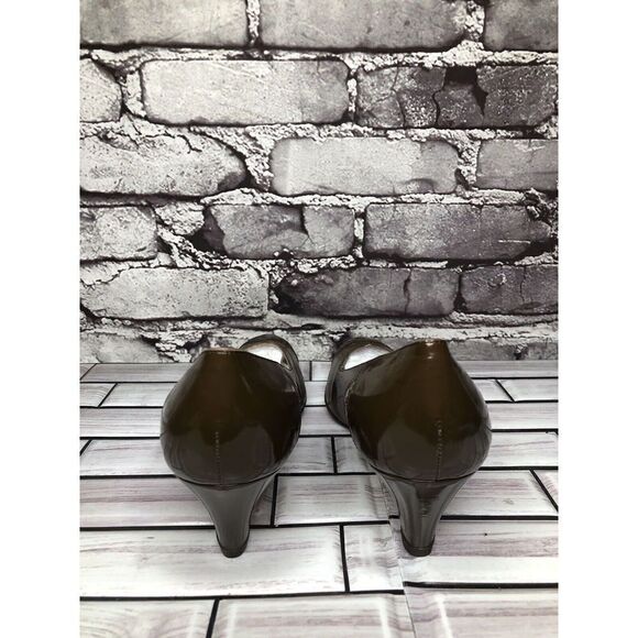 Salvatore Ferragamo Brown Leather Almond Toe Pump Heels Women Sz 8AAA US/38.5 - Picture 7 of 16